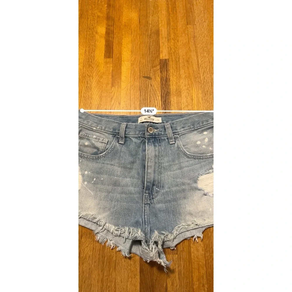 Hollister Women 7 Waist 28 Light Blue Denim Cutoff Distressed Frayed Hem Shorts‎